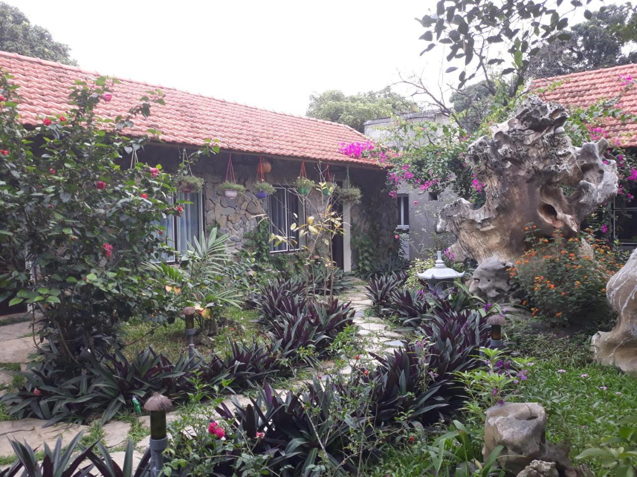 Mr. Viet Home Stay นิญบิ่ญ ภายนอก รูปภาพ