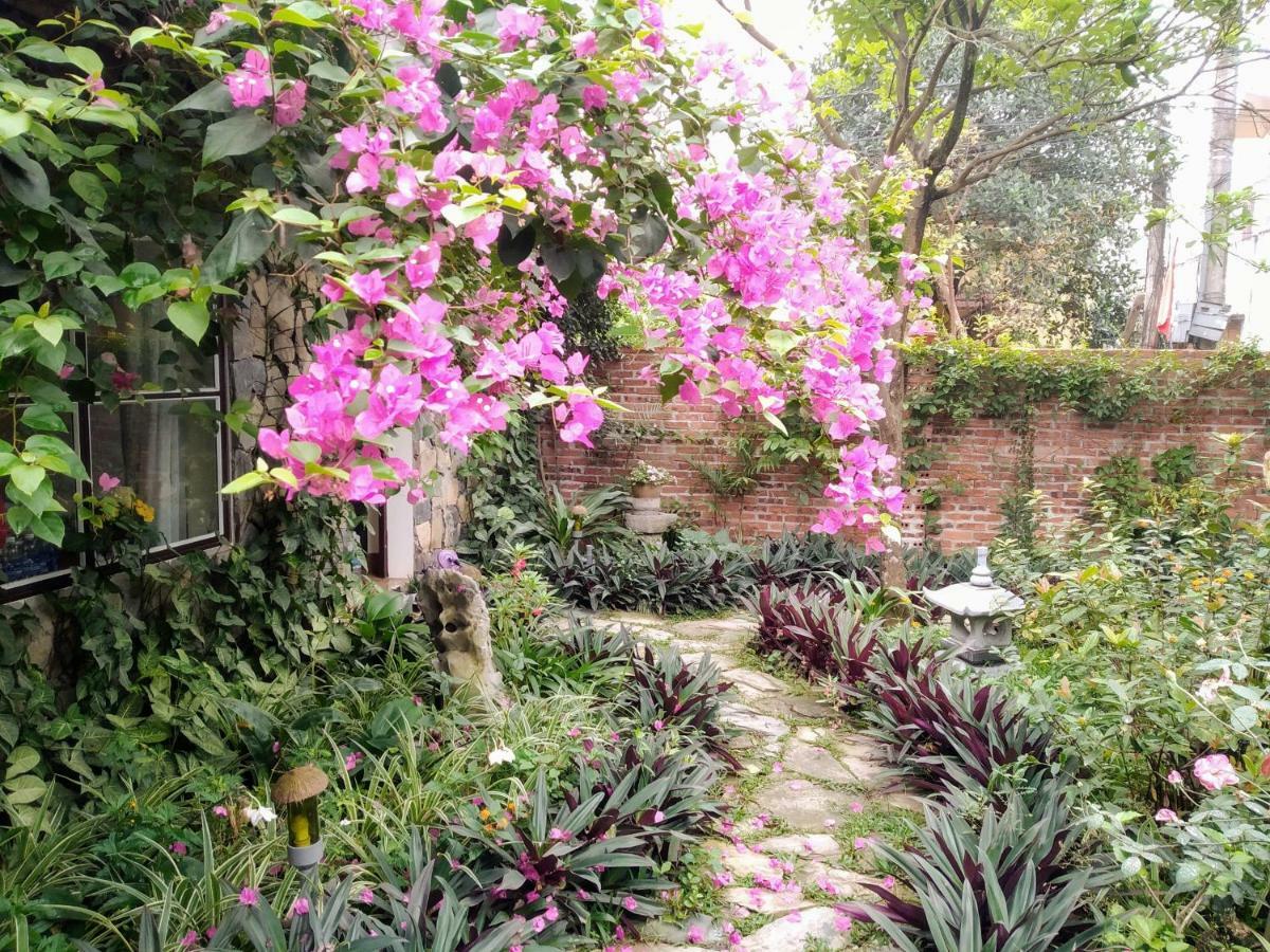 Mr. Viet Home Stay นิญบิ่ญ ภายนอก รูปภาพ